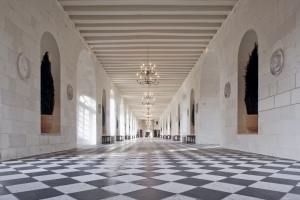 Galerie du château de Chenonceau donnant sur le Cher